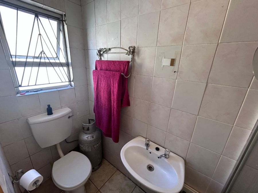 4 Bedroom Property for Sale in Strandfontein Village Western Cape